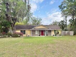 660 Cloudcroft Dr in Deltona, FL - Building Photo - Building Photo