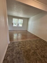 31 Riley Manor Cir in Junction City, KS - Building Photo - Building Photo