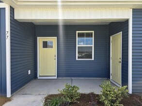 77 Bonaparte St in Wilmington, NC - Building Photo - Building Photo