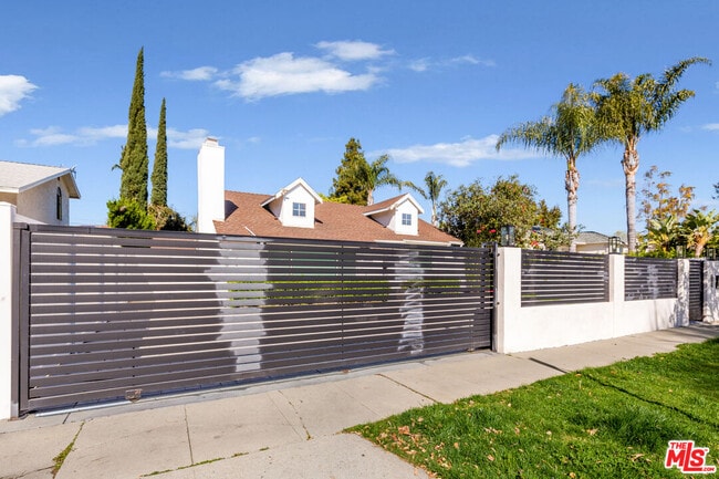 property at 4503 Vesper Ave