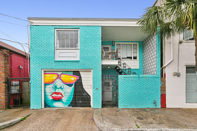 2604 Chartres St in New Orleans, LA - Building Photo - Building Photo