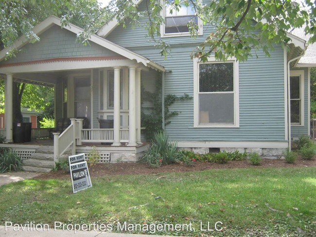 321 N Indiana Ave in Bloomington, IN - Building Photo - Building Photo