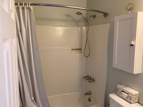 34 Brown Ave in Hampton, NH - Building Photo - Building Photo