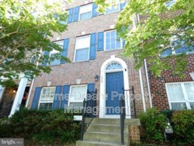 property at 1308 Saunders Dr