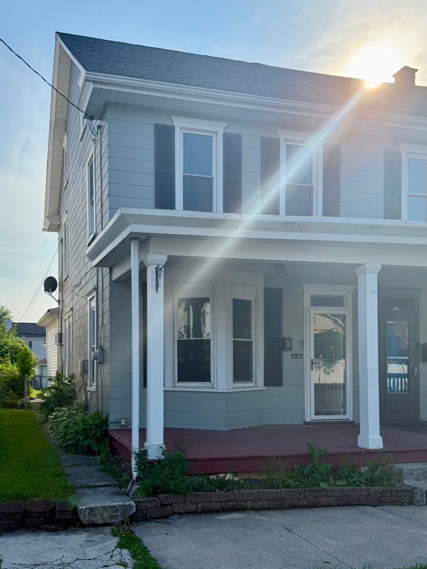property at 123 S Harrison St