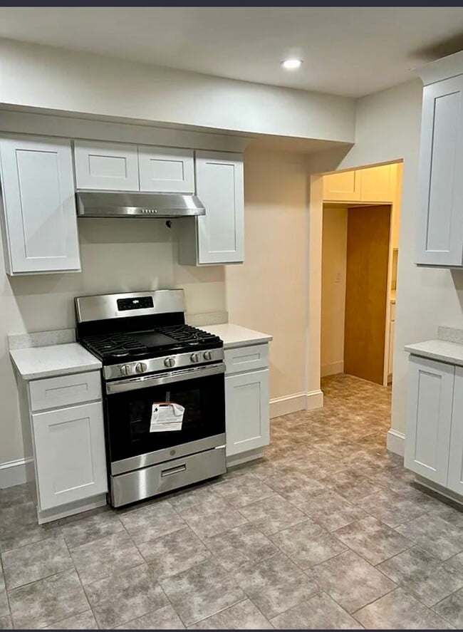 1215 Blue Hill Ave, Unit Apt 2