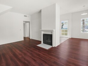 1505 Amherst Avenue, in Los Angeles, CA - Building Photo - Interior Photo