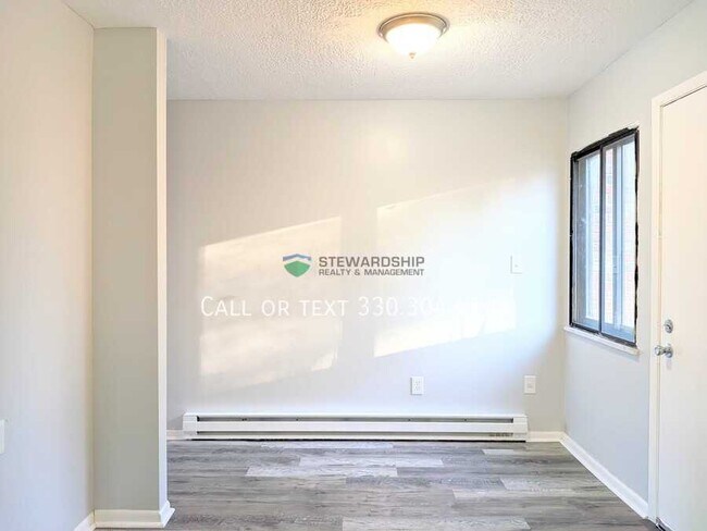 311 Engadine Ct in Sugarcreek, OH - Building Photo - Building Photo