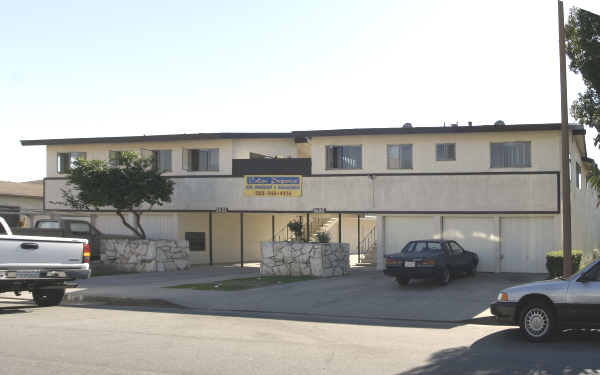 3600 Norton Ave in Lynwood, CA - Foto de edificio