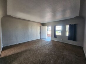 1332 Kingston St in Aurora, CO - Building Photo - Building Photo
