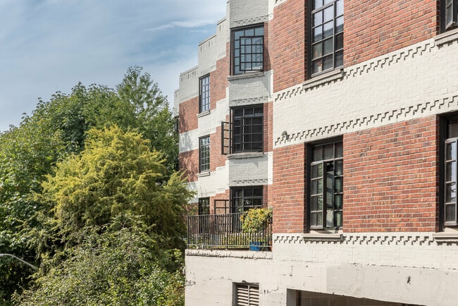 Belroy in Seattle, WA - Building Photo - Building Photo