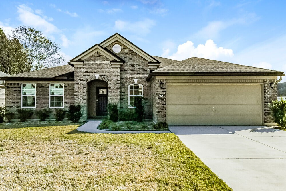 4538 Song Sparrow Dr in Middleburg, FL - Building Photo