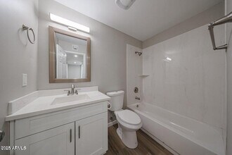 5336 W Lewis Ave in Phoenix, AZ - Building Photo - Building Photo