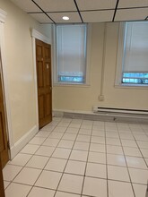 382 Riverway, Unit 3 in Boston, MA - Building Photo - Building Photo