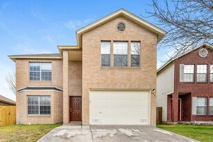 6911 Waterfall Pass in Converse, TX - Building Photo