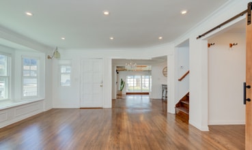 7612 Earldom Ave in Playa Del Rey, CA - Building Photo - Building Photo