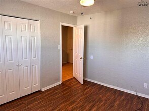 1710 10th St in Wichita Falls, TX - Building Photo - Building Photo