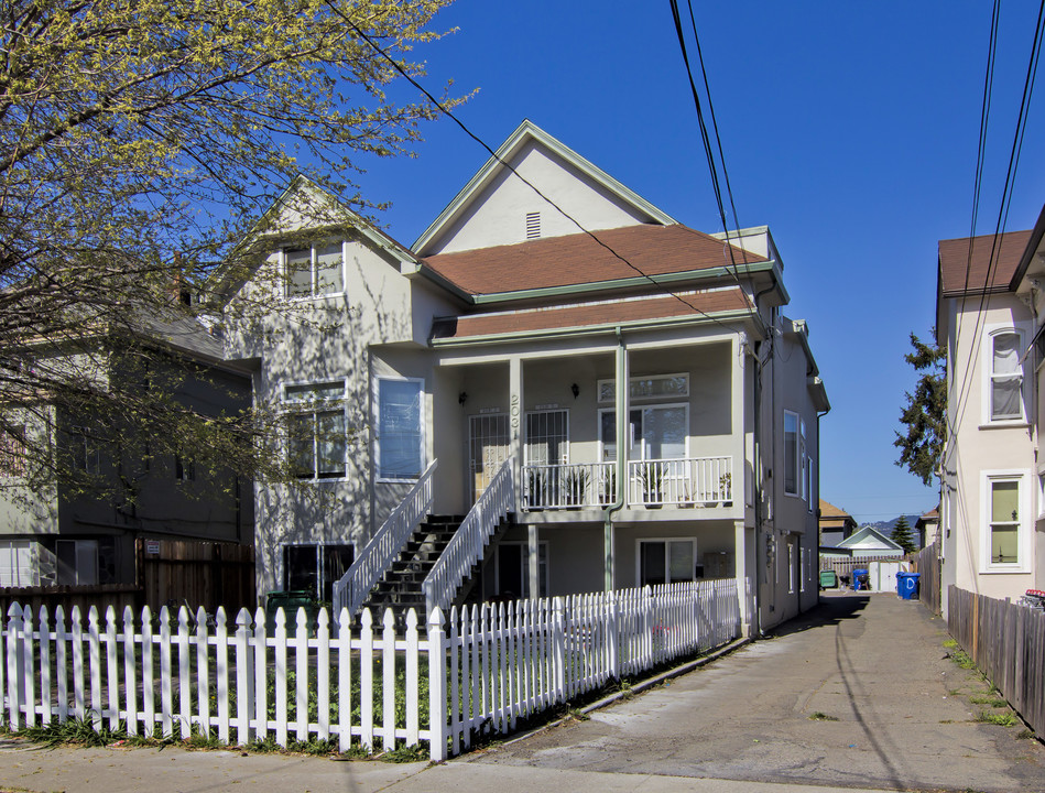 2031 Pacific Ave in Alameda, CA - Foto de edificio