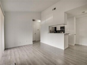 1200 Calico Ln in Arlington, TX - Building Photo - Building Photo