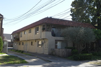 1534 Verdi St in Alameda, CA - Building Photo - Building Photo