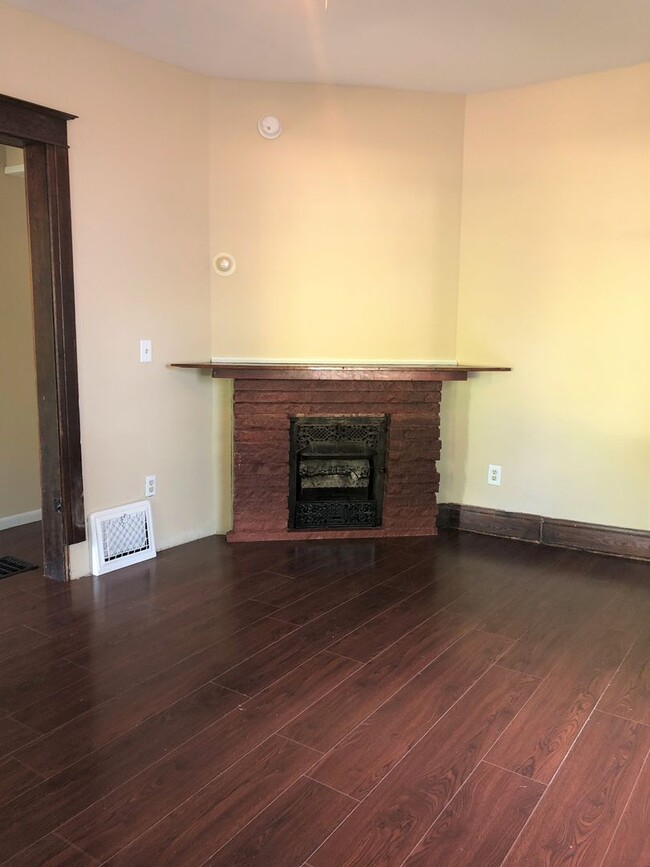 property at 701 Davis St