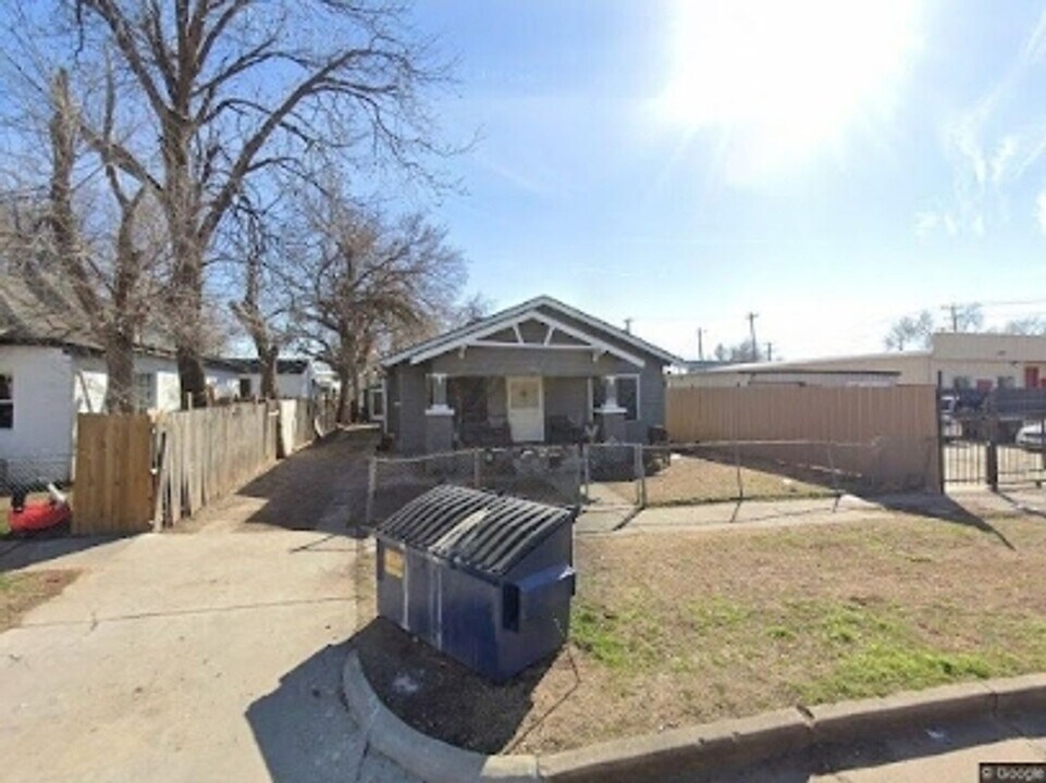 1732 NW 2nd St in Oklahoma City, OK - Building Photo