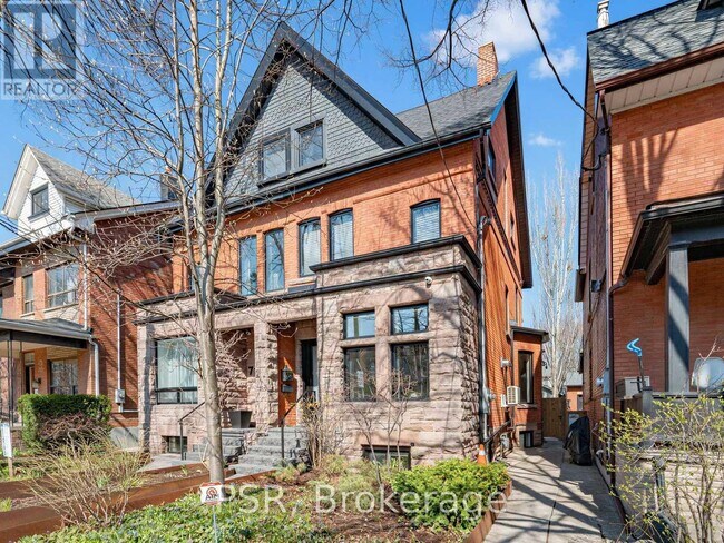 69 Crawford St in Toronto, ON - Building Photo - Building Photo