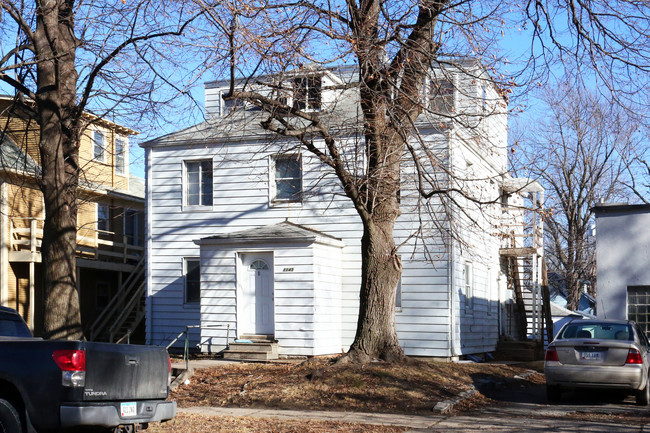 1145 24th St in Des Moines, IA - Foto de edificio - Building Photo