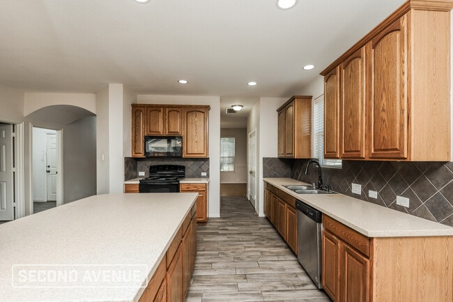 property at 1201 Egret Ct