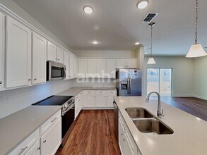 3716 Ctr Cv Ln in Apopka, FL - Building Photo - Building Photo