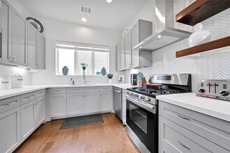 2916 Cline St in Houston, TX - Building Photo - Building Photo