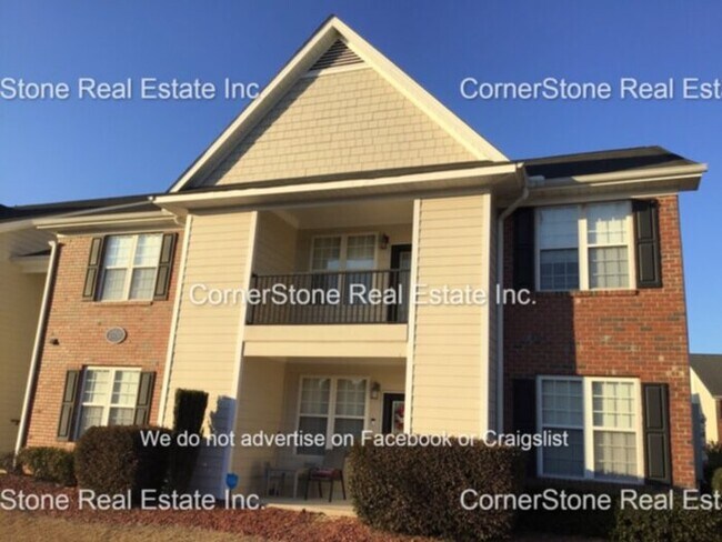 4050 Bardstown Ct in Fayetteville, NC - Building Photo - Building Photo