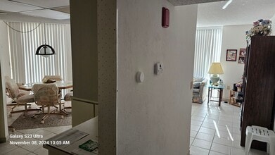 1 Oceans W Blvd in Daytona Beach, FL - Building Photo - Building Photo