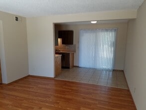 4836 E Funston St in Wichita, KS - Building Photo - Building Photo