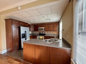 98 N Franklin St, Unit 2 in Wilkes-Barre, PA - Building Photo - Building Photo