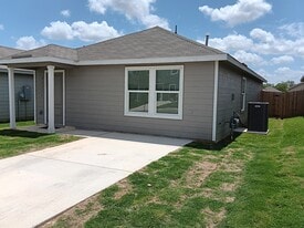 20336 Red Coral in San Antonio, TX - Building Photo