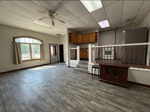 143 McClelland St in Blue Mound, IL - Building Photo - Building Photo