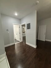 304-306 Renner Ave, Unit 1 in Newark, NJ - Building Photo - Building Photo