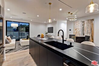 7273 W Hazel Ct in Los Angeles, CA - Building Photo - Building Photo