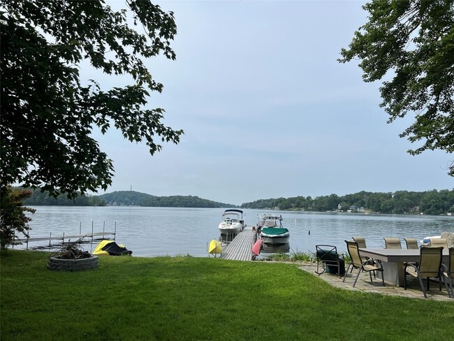 property at 488 N Lake Blvd
