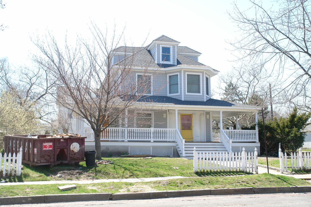 514 3rd Ave in Asbury Park, NJ - Building Photo