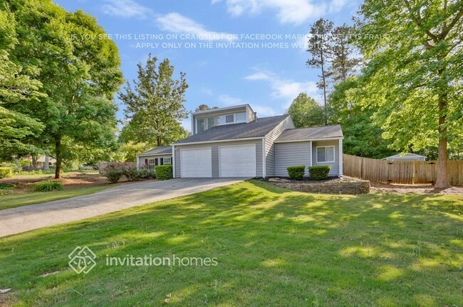 property at 4648 N Landing Dr