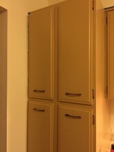 1331 S Finley Rd-Unit -207 in Lombard, IL - Building Photo - Building Photo