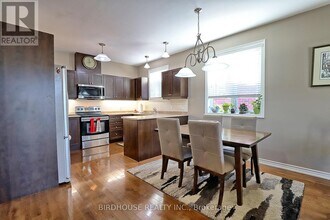 21 Ellis Cres in Kawartha Lakes, ON - Building Photo - Building Photo