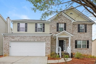 353 Franklin St in Braselton, GA - Building Photo