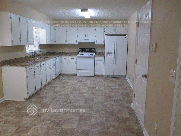 5362 Milieo Pl SW in Lilburn, GA - Building Photo - Building Photo