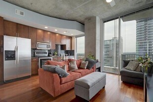 360 Nueces St, Unit 1904 in Austin, TX - Building Photo