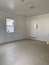 606 Maple St, Unit 606 in Lakehurst, NJ - Building Photo - Building Photo