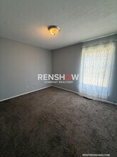 4072 Dale Dr in Milan, TN - Foto de edificio - Building Photo