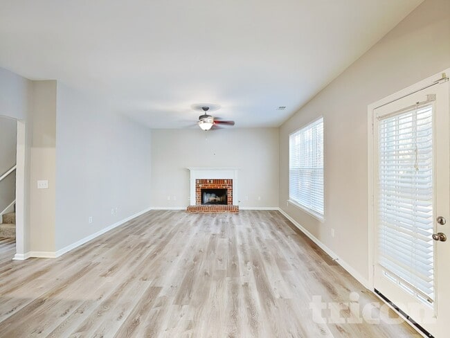 3313 Chastain Landings Ct in Marietta, GA - Foto de edificio - Building Photo